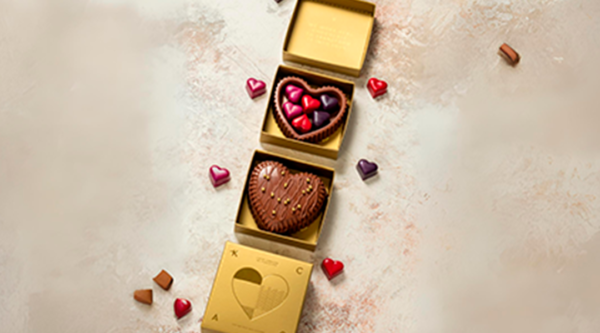 Cofre De Chocolate En Forma De Corazón